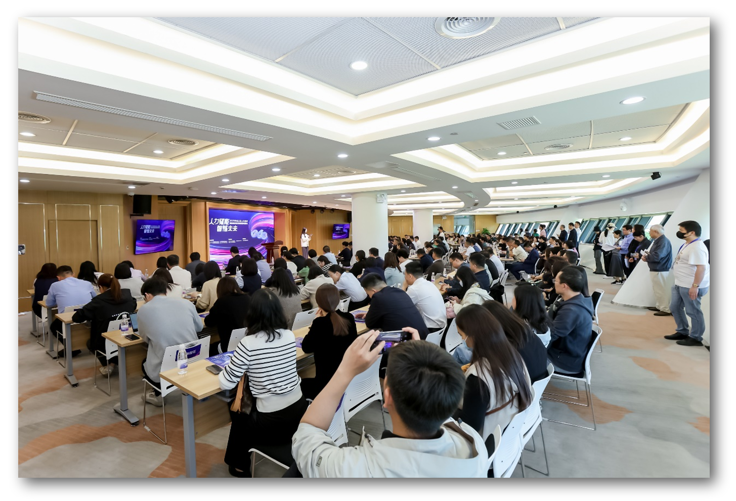 路演推介+供需对接，3044永利集团官网“AI+人力资源”助力上海松江人力资源服务业高质量发展